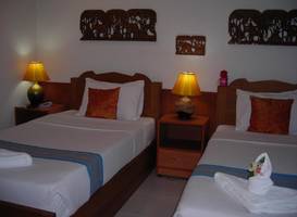 Ngamta Hotel 