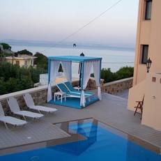 Sea Breeze Hotel Apartments & Residences 