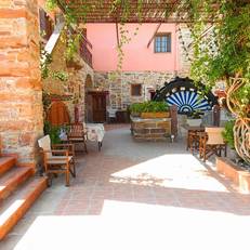 Mouzaliko Traditional Hotel 