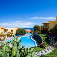 Apartamentos La Caleta 