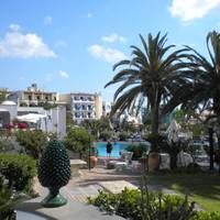 Arathena Rocks Hotel 