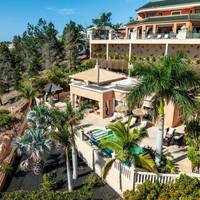 Royal Garden Villas 