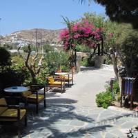 Paradise Rooms 