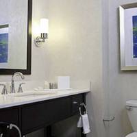 Renaissance Arlington Capital View Hotel 
