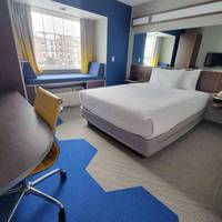 Microtel Inn & Suites by Wyndham Bluffs 