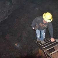 Aloha Crater Lodge and Lava Tube Tours 