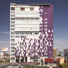 La Quinta Inn & Suites Puebla Palmas 