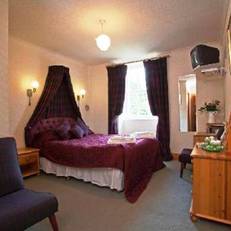 MacKinnon Country House Hotel 
