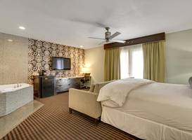 3 Peaks Resort & Beach Club 