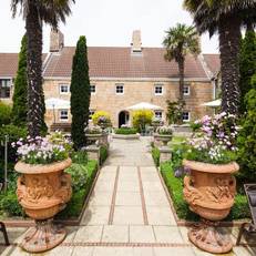 Greenhills Country Hotel 