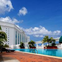 Berjaya Waterfront Hotel 