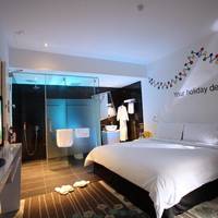 Zoom Inn Boutique Hotel 