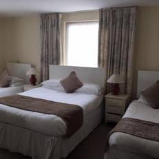 Runnymede Court Hotel 