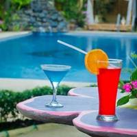 Floral Villarosa Pool 