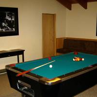 The Mammoth Creek Inn