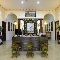 Banana Boutique Hotel 