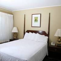 Senate Luxury Suites 