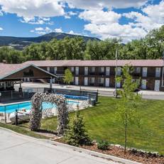Stagecoach Motor Inn 