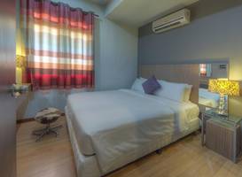 Arenaa Deluxe Hotel 