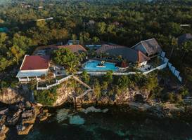 Cliffside Resort 