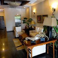 Tea Garden Hotel 