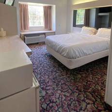 Happy Days Hotel 