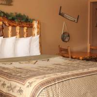 Evergreen Motel 