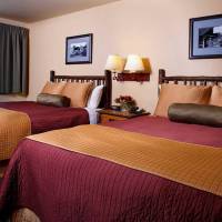 Elk Country Inn 