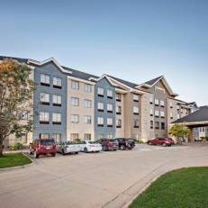 Hawthorn Suites 