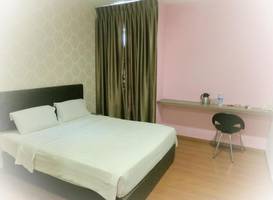 Hotel U and Me 
