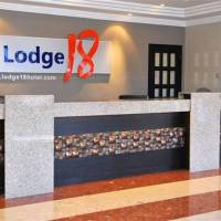 Lodge 18 Hotel 