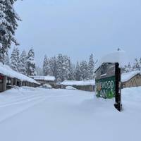 Pinewood Inn 