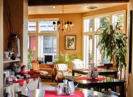 Islands Inn 