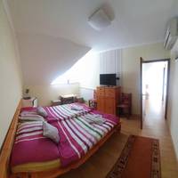 Janika Pension & Restaurant 
