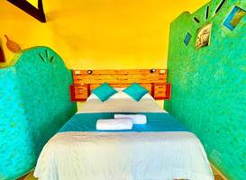 Casa del Lago Lodging House 