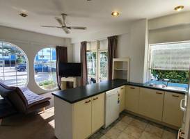 Copperfield Seaside Motel 