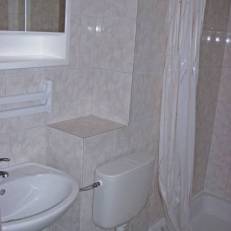 Central Studio Apartments 