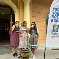 Euro Youth Hotel & Krone 