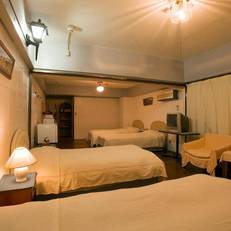 Surfside Bed & Breakfast 
