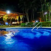 Hotel & Villas Huetares 