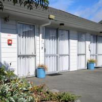 Midway Pacifica Lodge 