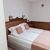 Chuchura Family Hotel 