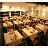 Hotel Plaza Alberdi 