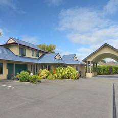 Belmont Motor Lodge 