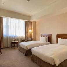 Monarch Plaza Hotel 