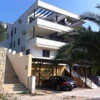Moenia Apartments 