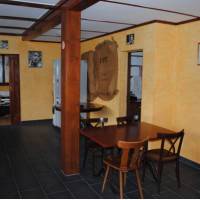 Lake Lodge Hostel 