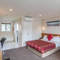 Dupont Motels 