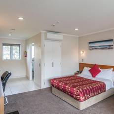Dupont Motels 