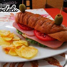 Hotel Rodelu 
